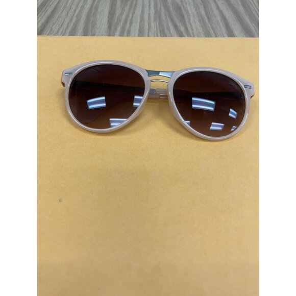 Adrienne Vittadini AV005 59 54 17-127 Designer Sunglasses, One Size - Picture 1 of 6